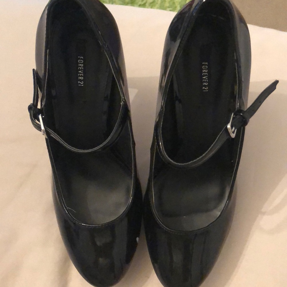 Leather heels